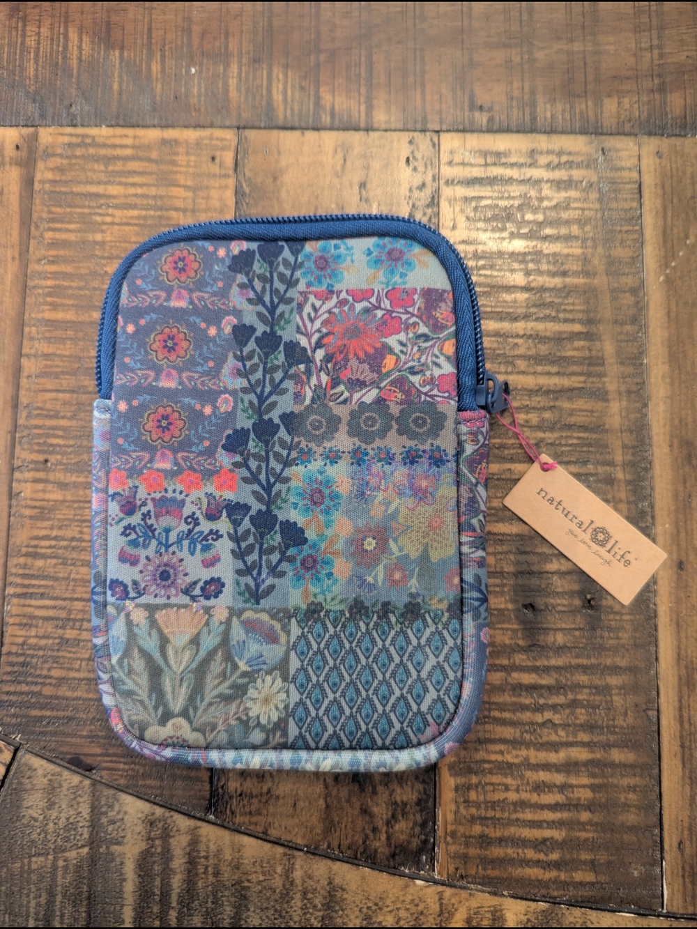 NATURAL LIFE Patchwork Floral Zip Pouch - Blue Patchwork
